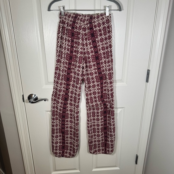 Brandy Melville Boho High Waisted Lightweight Wide Leg Pants - One Size - Picture 4 of 6